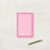 Preppy Pink Checkered Post-it® Notes (Op bureau)