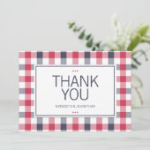 Préppy Rouge, Blanc et Bleu Plaid Carte de remerci (Debout devant)