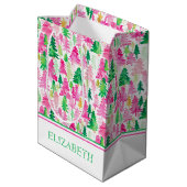 Preppy roze en groene kerstbomen medium cadeauzakje (Achterkant Gekanteld)