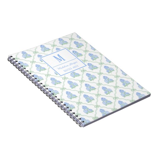 Preppy Trellis Bow Blue & Green Hydrangeas Monogra Notitieboek (Rechterzijde)
