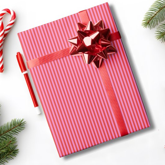 Preppy Trendy Gestreept Rood Roze Kerst Feestdag Cadeaupapier