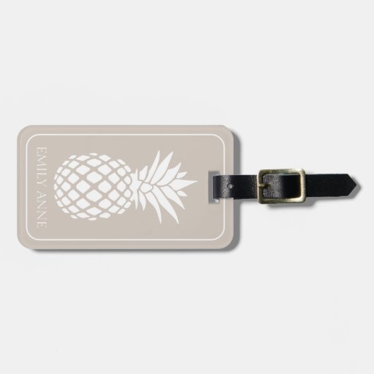 Preppy Witte Ananas op Beige Bagagelabel (Voorkant horizontaal)