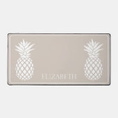 Preppy Witte Ananas op Beige Bureaumat (Voorkant)