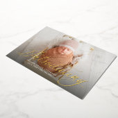 Présentation d'un élégant faire-part de naissance  (Rotation)