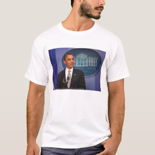 President Barack Obama doet een aankondiging T-shirt