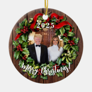 President Donald Trump & Melania 2023 Holly Wreath Keramisch Ornament