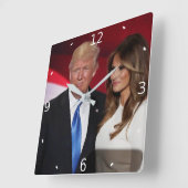 PRESIDENT DONALD TRUMP & MELANIA VIERKANTE KLOK (Hoek)