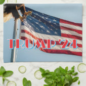 PRESIDENT TRUMP 2024 THEEDOEK (Gevouwen)