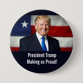 President Trump maakt ons Proud Button
