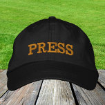 PRESSE brodée casquette de baseball or / casquette<br><div class="desc">Casquettes brodés : casquette de baseball de mode classique doré / noir avec le texte "PRESS" pour les médias,  reporter,  journaliste,  photographes,  couverture de l'actualité ainsi que la soirée déguisée,  journal universitaire,  Père Noël secret / soirée</div>