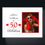 Presse-papiers 50 et fabuleux vous nom et photo Rouge 50e anniver<br><div class="desc">50 et Fabulous paperweight fait un cadeau d'anniversaire idéal et pratique pour cette personne spéciale qui a 50 ans. Personnalisez avec votre photo et votre nom. Le thème de la typographie rouge et noire pour ce design moderne, amusant et élégant. La police de style de script et les couleurs peuvent...</div>