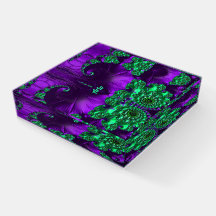 ARLO ~ Vert violet fractal