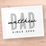 Presse-papiers Papa Depuis 20XX Moderne Simple Preppy<br><div class="desc">Ce design simple et moderne est composé de la typographie de san serif.</div>