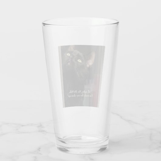 Prêt pour mon verre de chat noir gros plan (Dos)