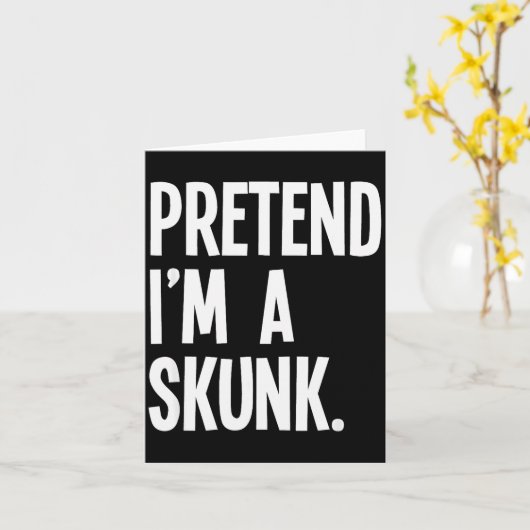Pretend I'm A Skunk Funny Halloween Party Costume Kaart (Gele Bloem)