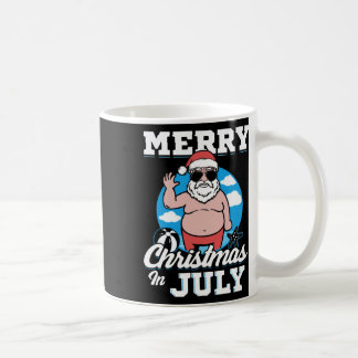 Prettig kerstfeest in juli grappige kerstman  koffiemok