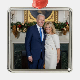 Prettig kerstfeest, president Joe Biden & first la Metalen Ornament
