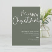 Prettig Kerstmis Modern Script Saliegroen Kaart (Staand voorkant)