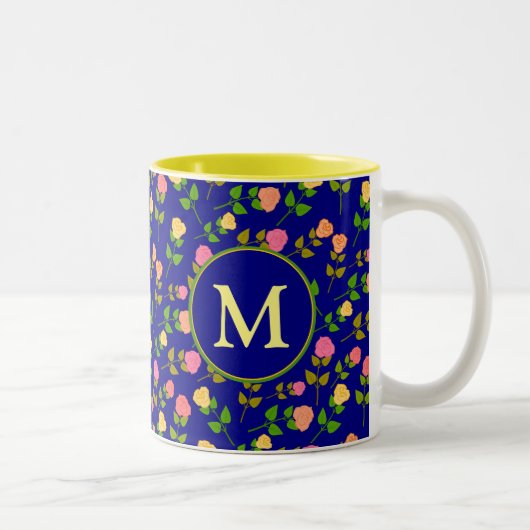 Pretty Blue Rose Pattern Monogram Tweekleurige Koffiemok (Rechts)