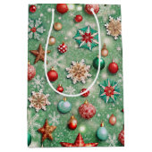 PRETTY COLOFUL CHRISTMAS ORNAMENTS MEDIUM CADEAUZAKJE (Voorkant)