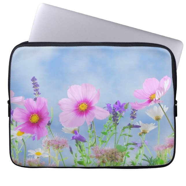 Pretty Pink Wild Flower Meadow Laptop Sleeve (Voorkant)