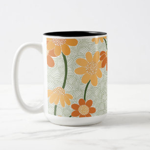 Pretty retro muted 1970s flowers tweekleurige koffiemok