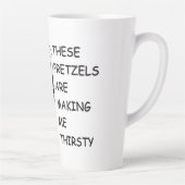 Pretzel Face Mug (Droite)