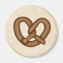 Pretzel met Beige BKGD Magnet