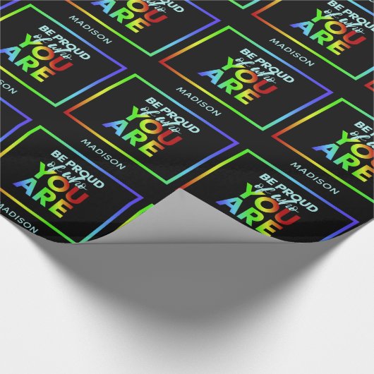Pride-verpakkings papier met eigen naam (Hoek)