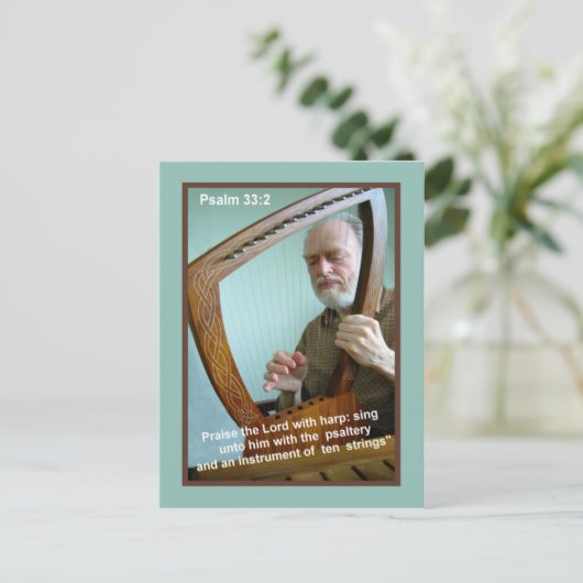 PRIE ! ~ Carte postale (Debout devant)