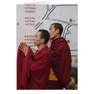 Prière à Boudha Stupa