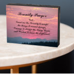 Prière de sérénité inspirée Coucher de soleil rose<br><div class="desc">Boîtier noir peint, en bois, conçu pour être suspendu ou debout, qui présente l'image d'un coucher de soleil rose et coloré derrière une chaîne de montagnes, ainsi que les paroles inspirantes de la Prière de Sérénité. Une belle décoration pour la maison qui fait un cadeau réfléchi pour les amis et...</div>