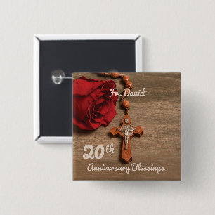 Priest 20th Ordination Jubileum Roos and Rosary Vierkante Button 5,1 Cm