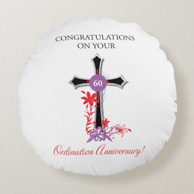 Priest 60th Ordination Jubileum Black Cross Rond Kussen (Voorkant)