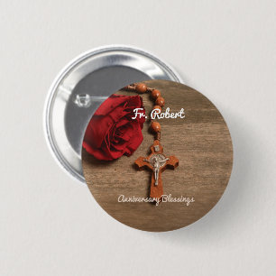 Priest Ordination Jubileum Red Rose en Rosary Ronde Button 5,7 Cm