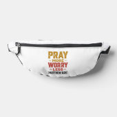 Priez Plus Inquiétez Moins Matthew 6_34 Conception (Poser)