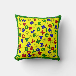 Primaire Polka Dots Alphabet-Green-Sq Pillow Kussen
