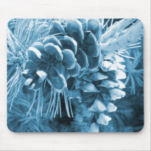 Primitieve kerstdennenboom ijsblauwe pinecone muismat