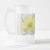 primrose dans une tasse de café (Gauche)