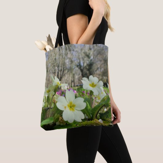 Primrose Tout Sur Le Sac D'Impression (De près)