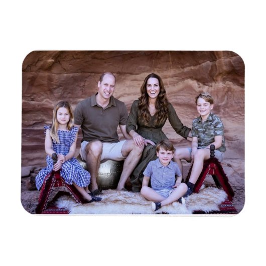 Prince William et famille déc 2021 stylisé Magnet (Horizontal)