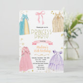 Princess Dresses Birthday Invitation (Debout devant)