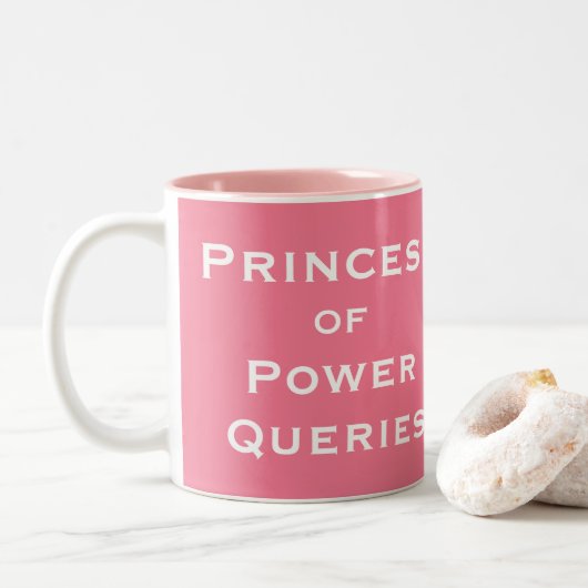Princess of PowerCESSS Power Queries Spreadsheet Tweekleurige Koffiemok (Met donut)