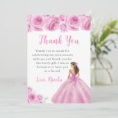 Princesse dans un Merci Quinceanera rose clair (Debout devant)