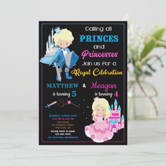 Prins en prinses verjaardagsuitnodiging kaart (Staand voorkant)