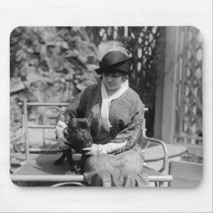 Prize Bulldog, 1910 Muismat