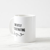 Procrastinant actuellement B&W Mug (Devant gauche)