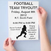 Proefprogramma's voor footballs flyer (Hand)