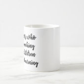 Professeurs qui aiment enseigner la tasse (Centre)