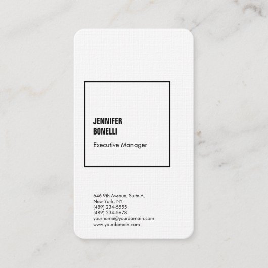 Professioneel en minimalistisch modern zwart-wit visitekaartje (Voorkant)